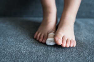 Causes and Symptoms of Broken Toes