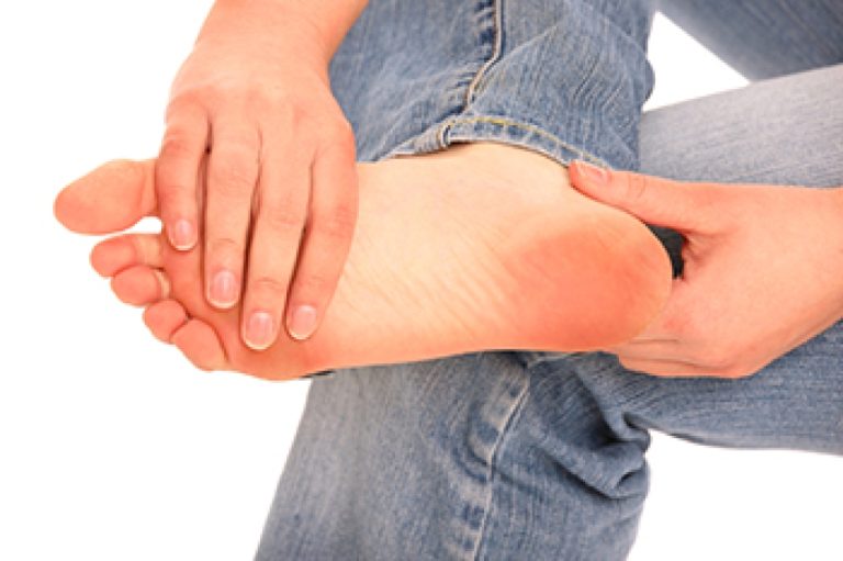 Why Pain in the Ball of Your Foot May Be Metatarsalgia