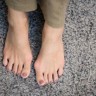Stretching Your Feet